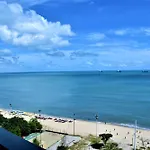 Seaflats Iracema Aparthotel 4*