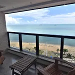 Aparthotel Seaflats Iracema