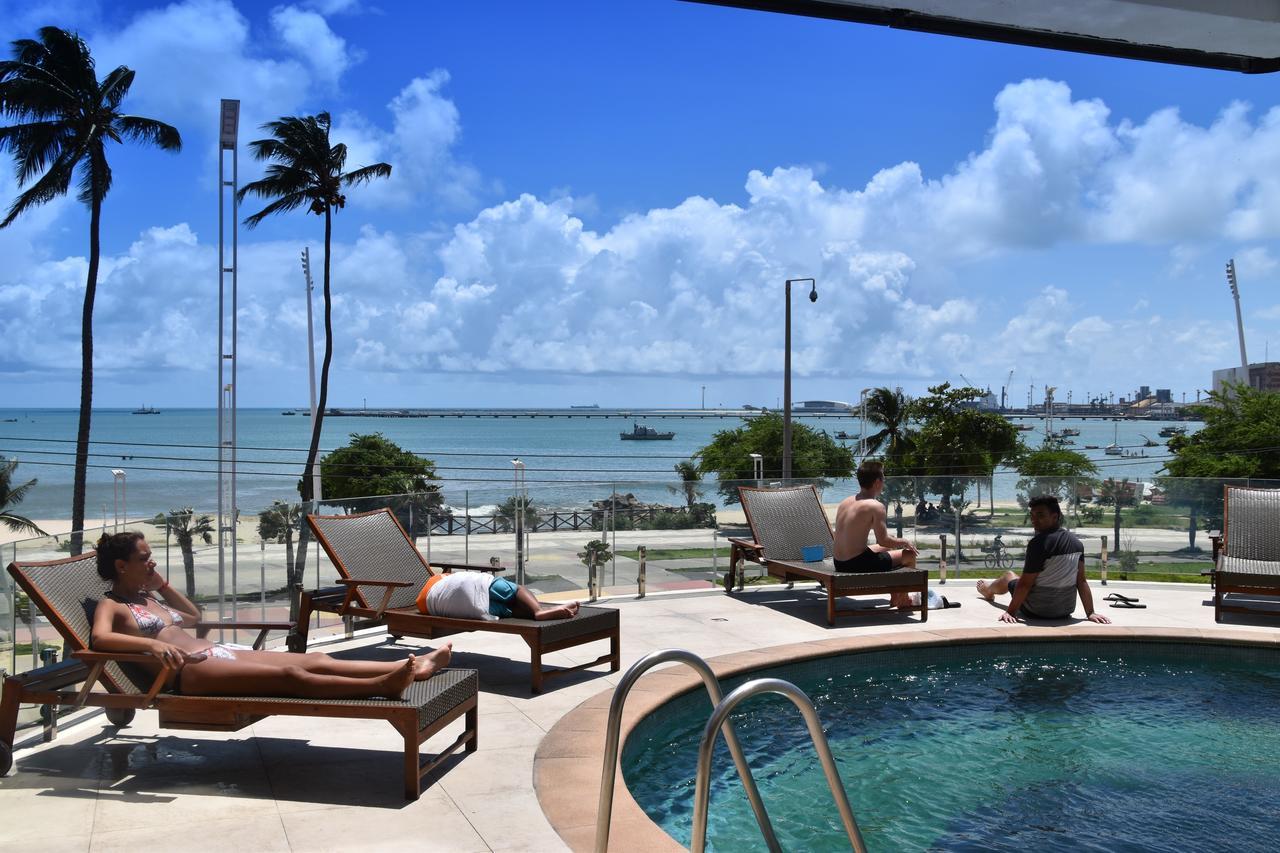 Seaflats Iracema Aparthotel